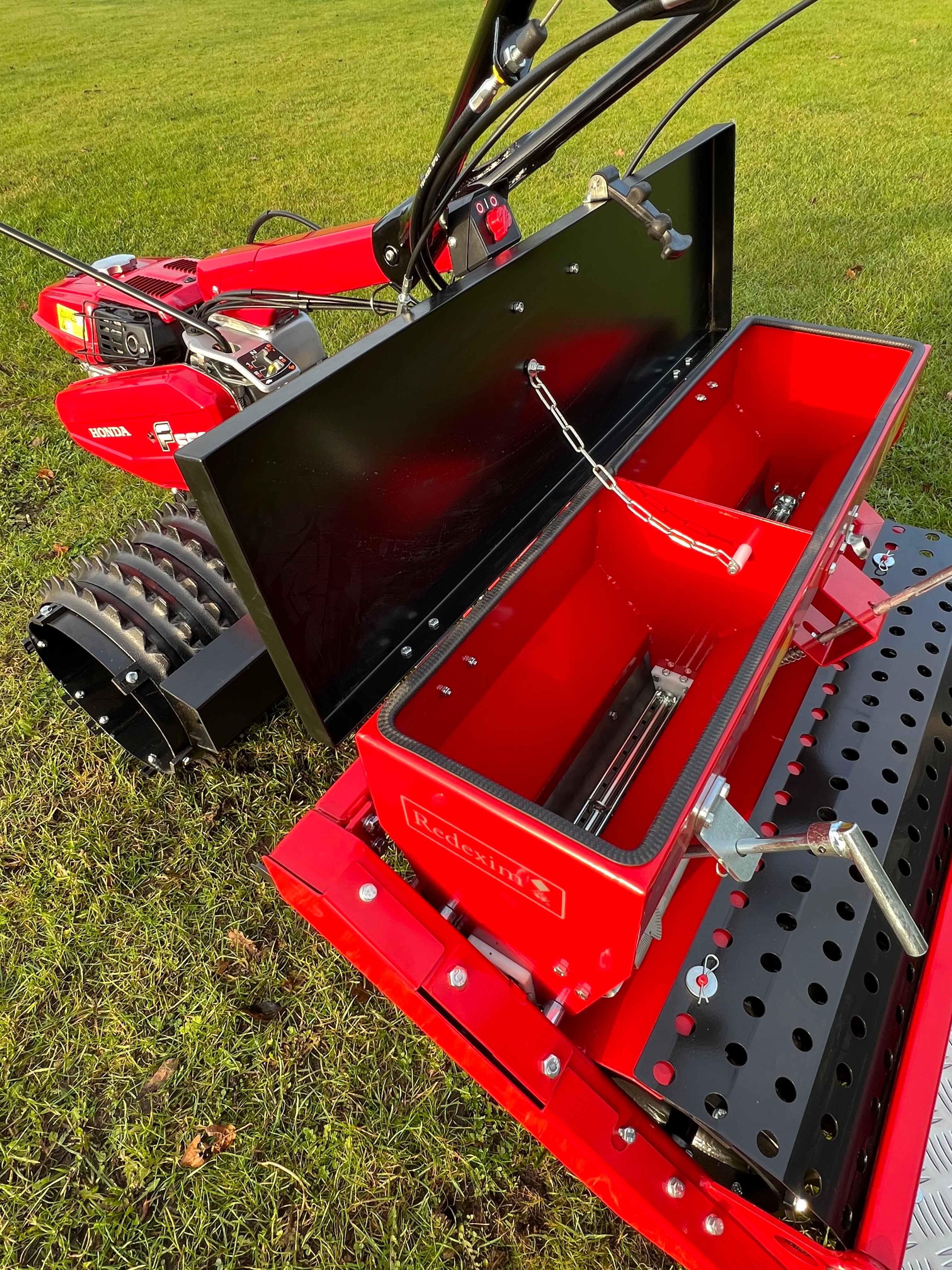 CULTIPACK SEEDER 910