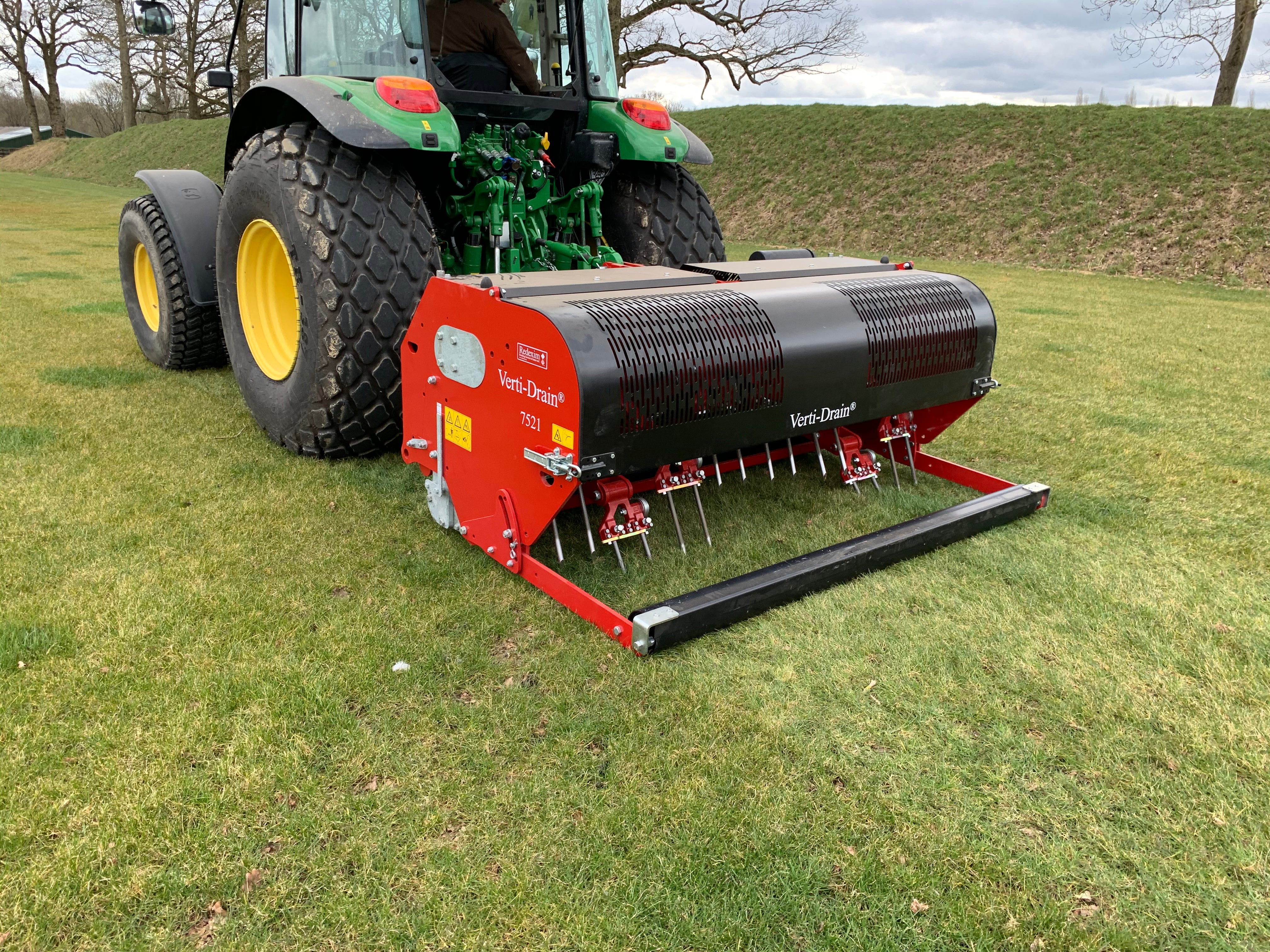 VERTI DRAIN 7521