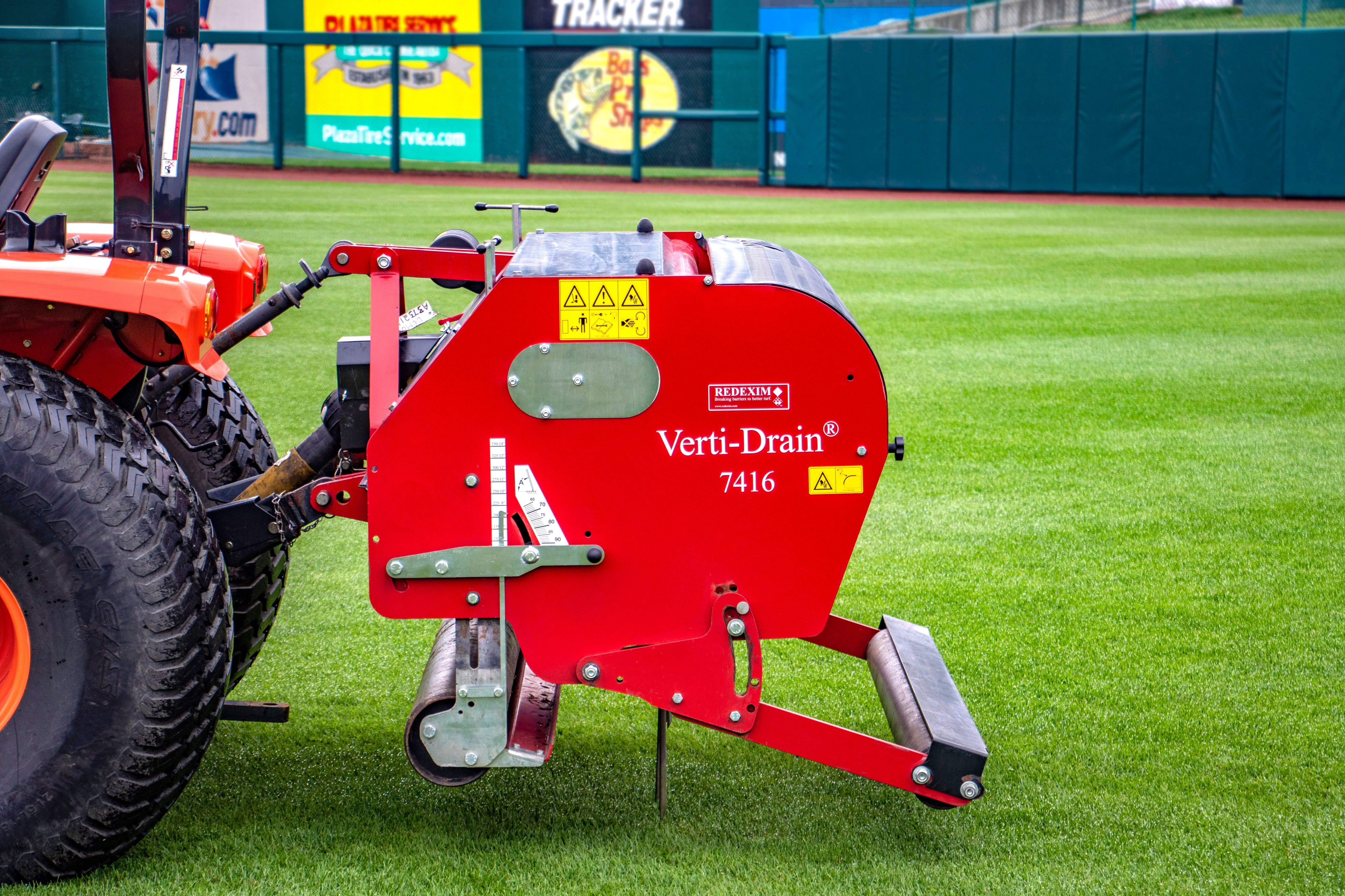 VERTI DRAIN 7416